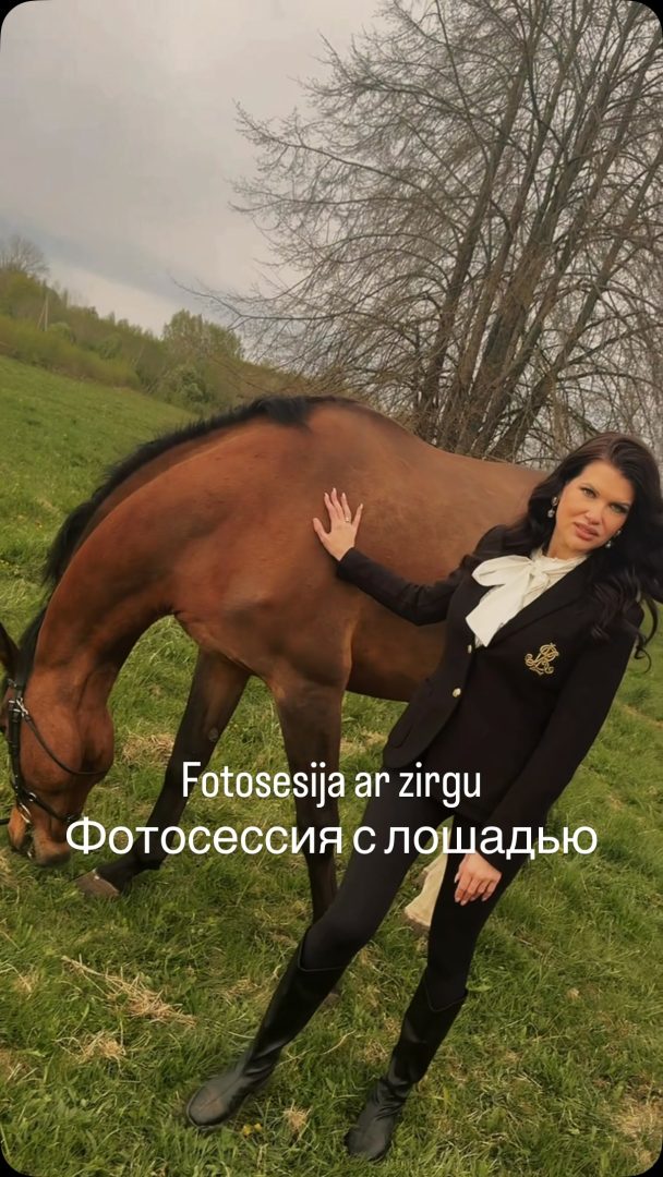 Atmosfēriska fotosesija kopā ar zirgiem 🐎🤍