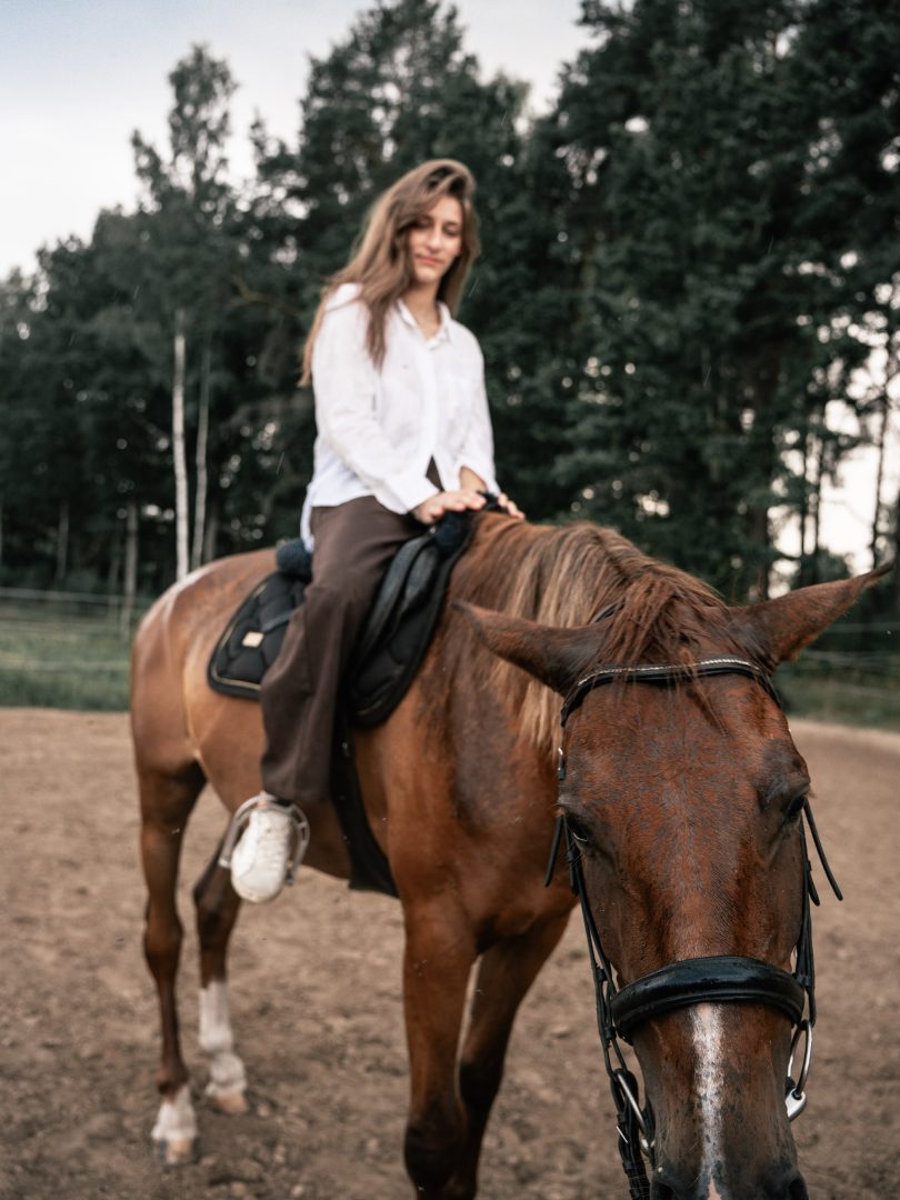 Fotosesija ar zirgu — Instagram